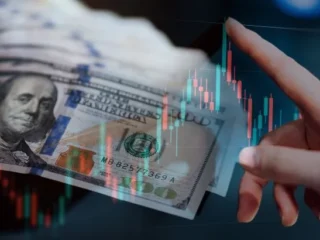 Долар подорожчав до 44,85 грн, а НБУ намагається утримати гривню через облікову ставку