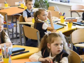 Шкільні обіди стали тестом на здатність влади реагувати на систему, а не на скандал