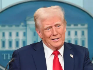 Трамп сподівається на мирну угоду між Україною і Росією до зими, але обходить питання Patriot