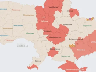 Масована атака шахедів по кількох областях оголила проблему довіри до сирен повітряної тривоги