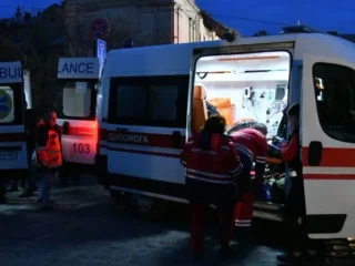 Балістичний удар по Києву другу ніч поспіль показує зміну тактики обстрілів