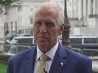 Американський сенатор звинуватив Путіна в маніпуляції Трампом через угоди з дизельним паливом