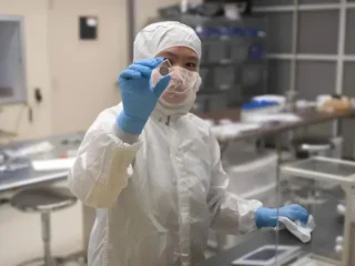 NASA розробляє акумулятори з твердим електролітом для місій на Місяць