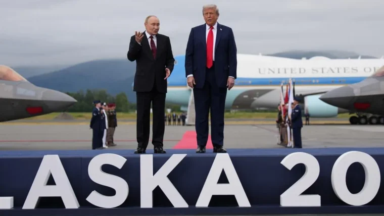 Трамп піде на поступки Путіну напередодні виборів до Конгресу, ризикуючи втратою підтримки республіканців
