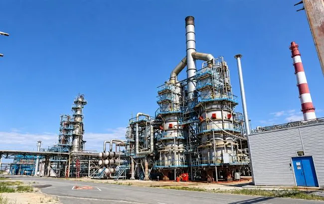 Дрони атакували завод «Газпрому» у Сургуті, сталася пожежа