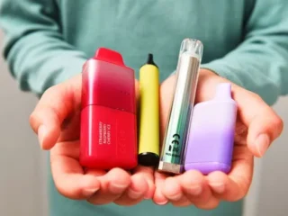 В Україні пропонують підняти штрафи за нелегальний продаж рідин для вейпів до 250 тисяч гривень