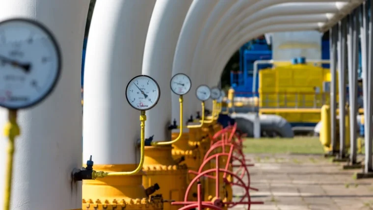 Україна дозволила приватним компаніям експортувати до 15% видобутого газу