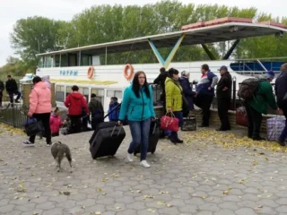 Україна та Росія домовилися про припинення вогню в Олешках за посередництва першої леді США