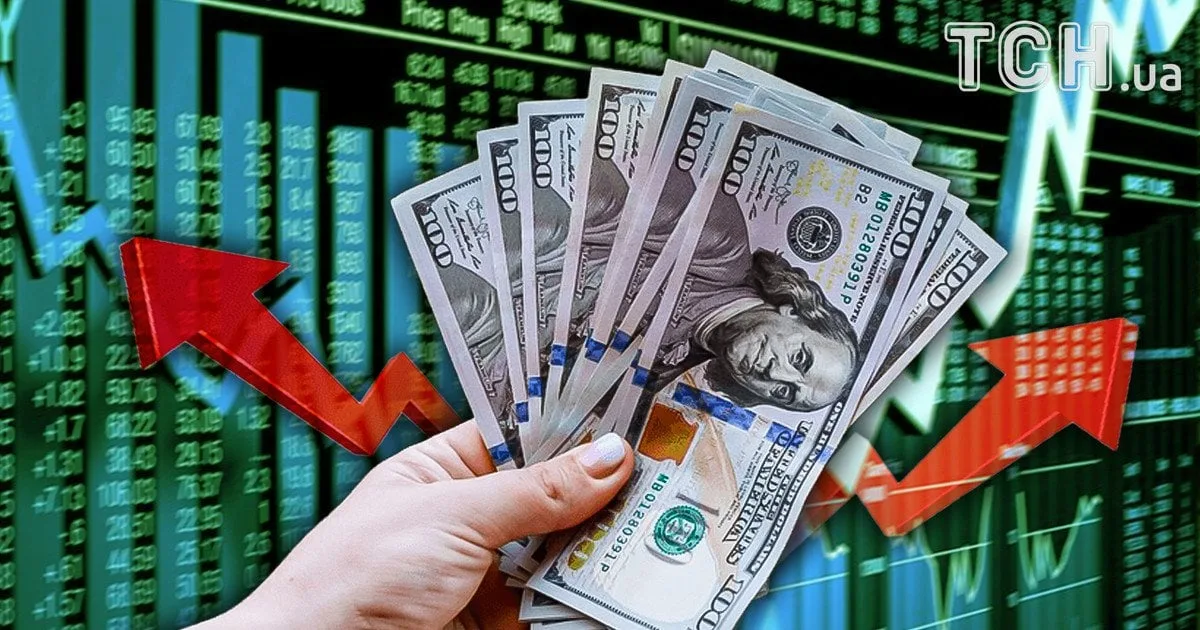 Графік змін курсу долара та євро в жовтні