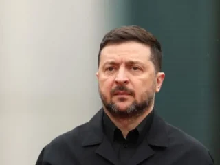 Касетні ракети РФ вразили історичний центр Києва, пошкоджено будівлі монастирів