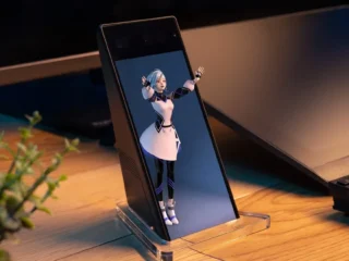 Sony випустила компактний 6-дюймовий 3D-дисплей ELF-MN1 для аніме-персонажів