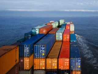 Дрони атакували контейнеровоз у Чорному морі біля Болгарії, екіпаж евакуйовано