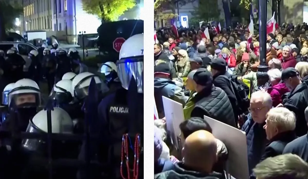 Мітинг протестувальників біля будівлі Конституційного суду у Варшаві
