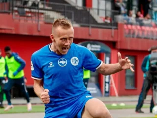 Футболіст “Кудрівки” Петряк отримав серйозну травму голови в матчі УПЛ проти “Динамо”