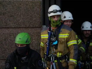 Удар по промисловому підприємству в Дніпрі показує стратегію виснаження міста