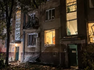 Російська атака на Запоріжжя: загибель жінки в багатоповерховому будинку