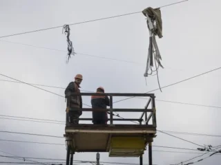 Російська атака пошкодила енергооб’єкт у Кам’янецькому районі Хмельницької області