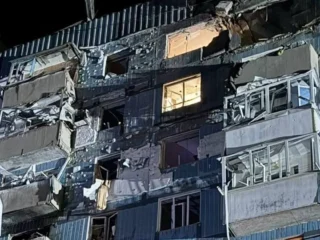Атака дрона на Дніпро показала, наскільки вразливі тилові міста перед ударами по житлових кварталах