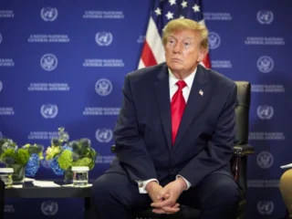 Як рішення Трампа про скасування санкцій проти Росії змінює розстановку сил у війні