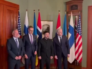 Зеленський розпочав переговори з делегацією США на чолі з Віткоффом у Норвегії