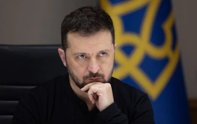 Президент України Володимир Зеленський підписує нормативні акти