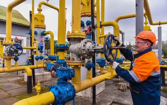 Резервуари для зберігання природного газу в Україні