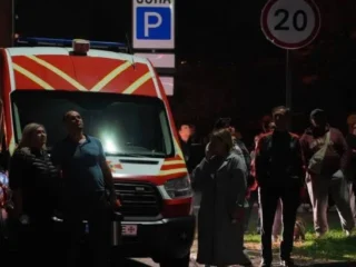 Удар дрона по київській багатоповерхівці показує тактику виснаження ППО над містом