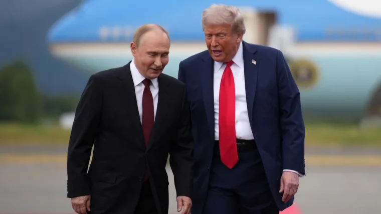 Путін і Трамп говорили так довго, що ніхто не наважився завершити дзвінок першим
