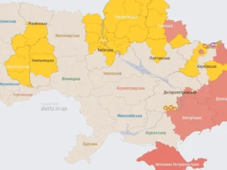 Чергова масована атака дронів по Україні на тлі розмов про мирну угоду